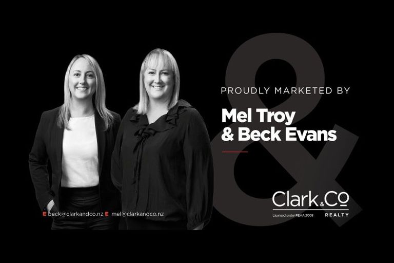 Photo of property in 19 Samwell Drive, Whitby, Porirua, 5024