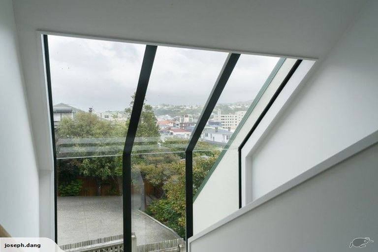 Photo of property in Vein & Skin, 6/38a Roxburgh Street, Mount Victoria, Wellington, 6011