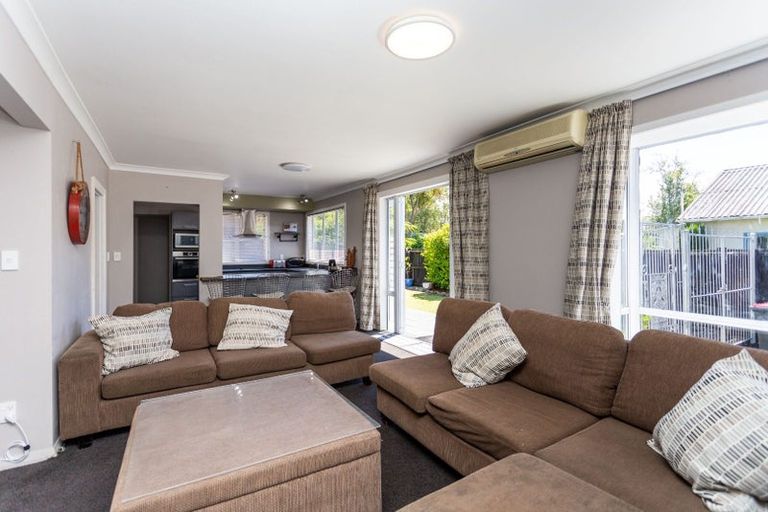 Photo of property in 1/29 Ilam Road, Upper Riccarton, Christchurch, 8041