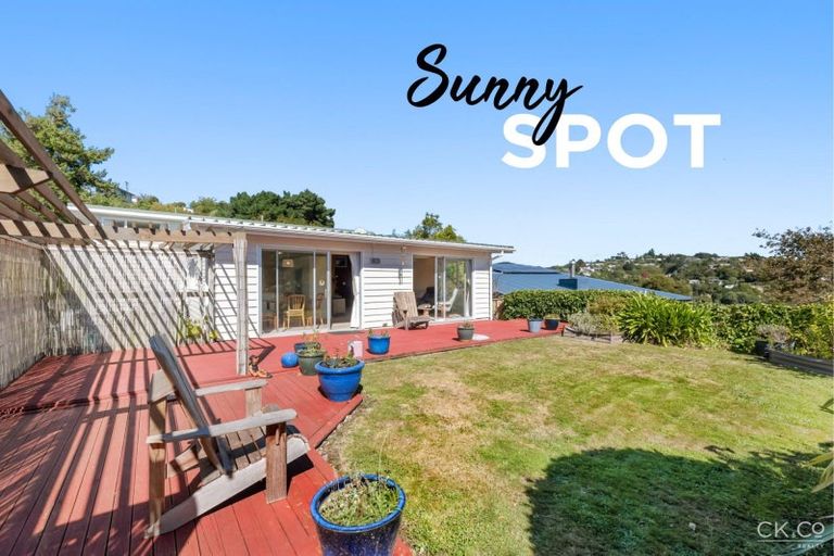 Photo of property in 7 Manor Drive, Stokes Valley, Lower Hutt, 5019