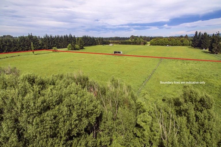 Photo of property in 162 Toppings Road, Sefton, Rangiora, 7477