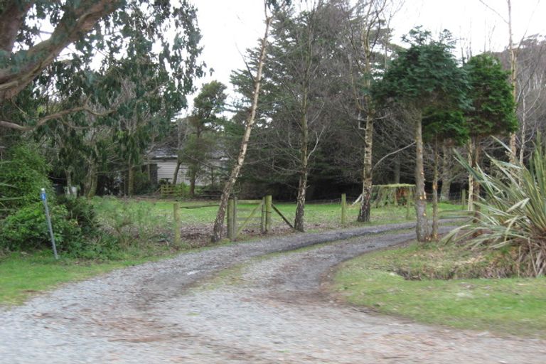 Photo of property in 74 Matua Road, Otatara, Invercargill, 9879