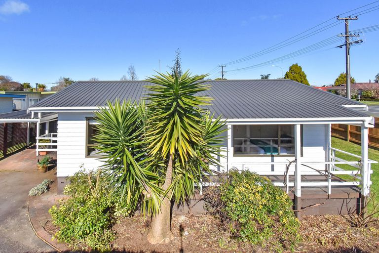 Photo of property in 446a Great South Road, Opaheke, Papakura, 2113
