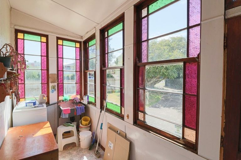 Photo of property in 10 Park Street, Foxton, 4814