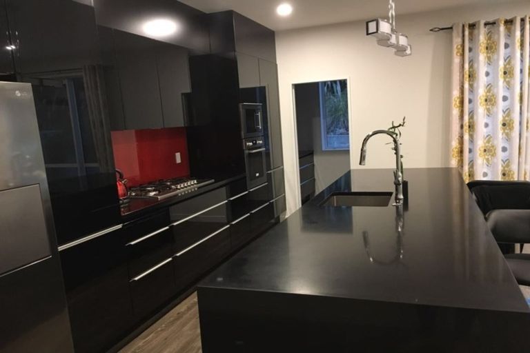 Photo of property in 41 Remuremu Street, Long Bay, Auckland, 0630