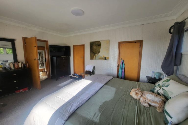 Photo of property in 35a Glenfern Road, Mellons Bay, Auckland, 2014