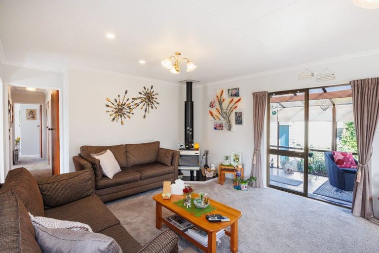 Photo of property in 3 Waltham Court, Cloverlea, Palmerston North, 4412