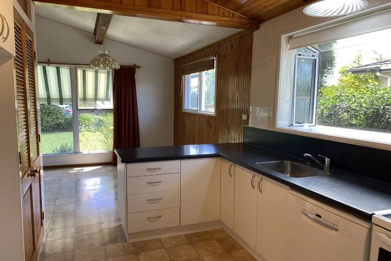 Photo of property in 1 Hinton Road, Taradale, Napier, 4112