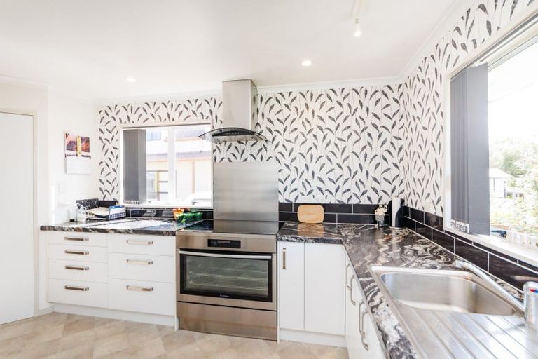 Photo of property in 19 Willowbank Crescent, Feilding, 4702