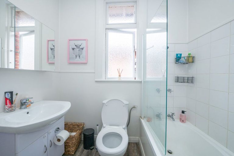 Photo of property in 130 Fitzroy Street, Forbury, Dunedin, 9012