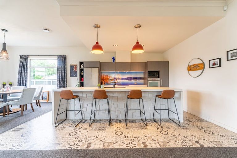 Photo of property in 77 Mckenzie Street, Geraldine, 7930