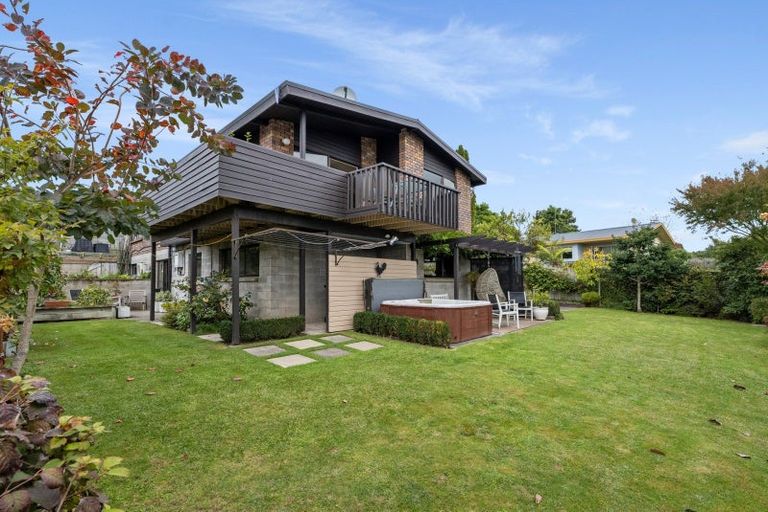 Photo of property in 38 Victory Street, Welcome Bay, Tauranga, 3112