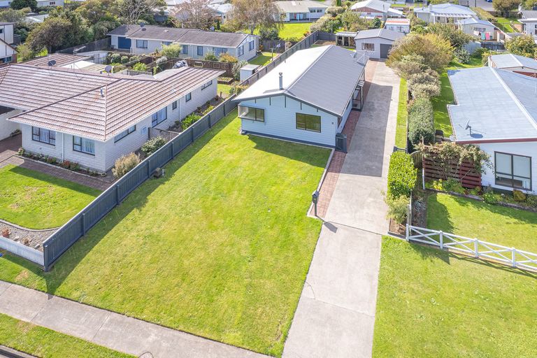 Photo of property in 32 Exeter Crescent, Springvale, Whanganui, 4501