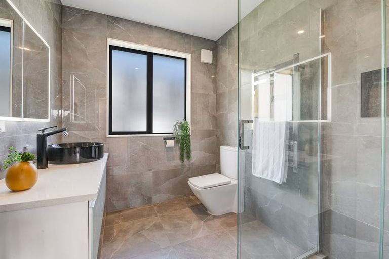 Photo of property in 5 Waititiro Rise, Stanmore Bay, Whangaparaoa, 0932