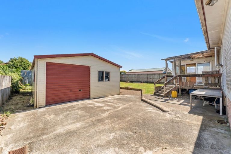 Photo of property in 11 Alexander Crescent, Otara, Auckland, 2023