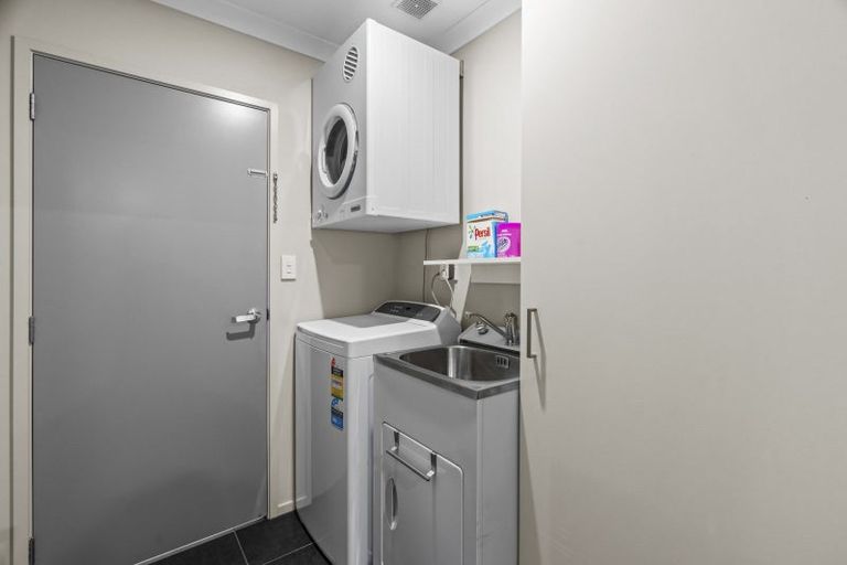 Photo of property in 198 Waikite Road, Welcome Bay, Tauranga, 3175