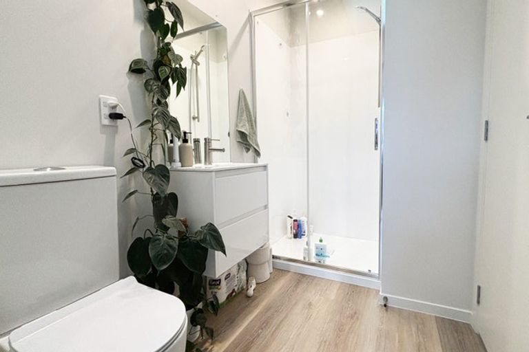 Photo of property in 2/35 Sladden Street, Naenae, Lower Hutt, 5011