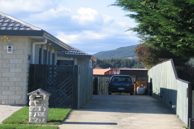 Photo of property in 61a Guildford Drive, Paraparaumu, 5032