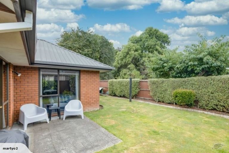 Photo of property in 23a Mappleton Avenue, Burnside, Christchurch, 8053