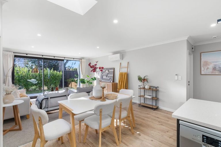 Photo of property in 14 Horoeka Street, Avonhead, Christchurch, 8042