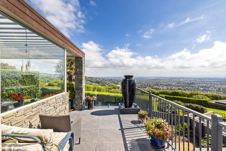 Photo of property in 4 Stonewall Place, Huntsbury, Christchurch, 8022