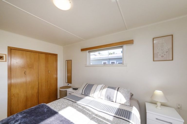 Photo of property in 10 Bond Street, Marton, 4710