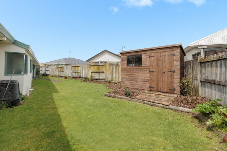 Photo of property in 4 Burnt Oak Drive, Pyes Pa, Tauranga, 3112