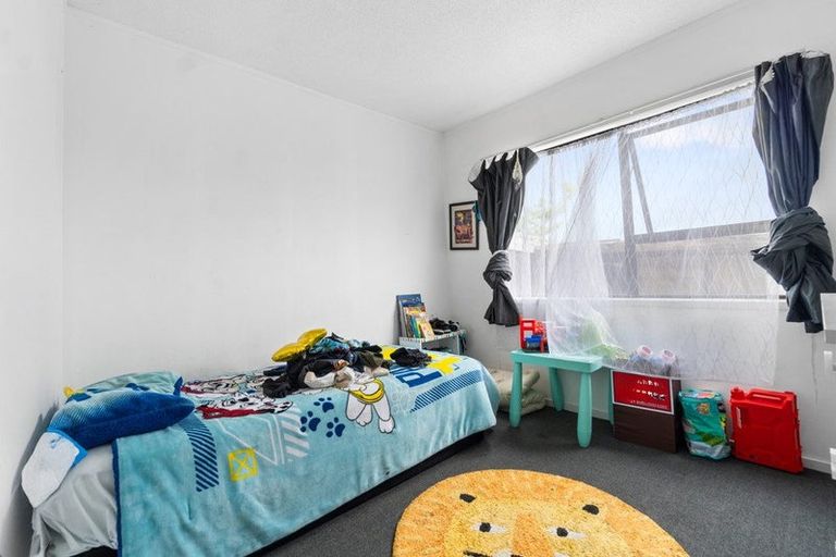 Photo of property in 1/20 Burundi Avenue, Clendon Park, Auckland, 2103