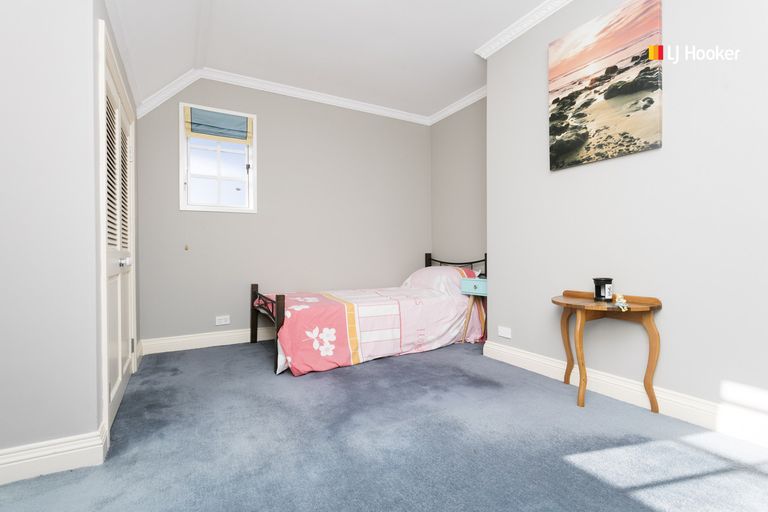 Photo of property in 69 Glenross Street, Glenross, Dunedin, 9011