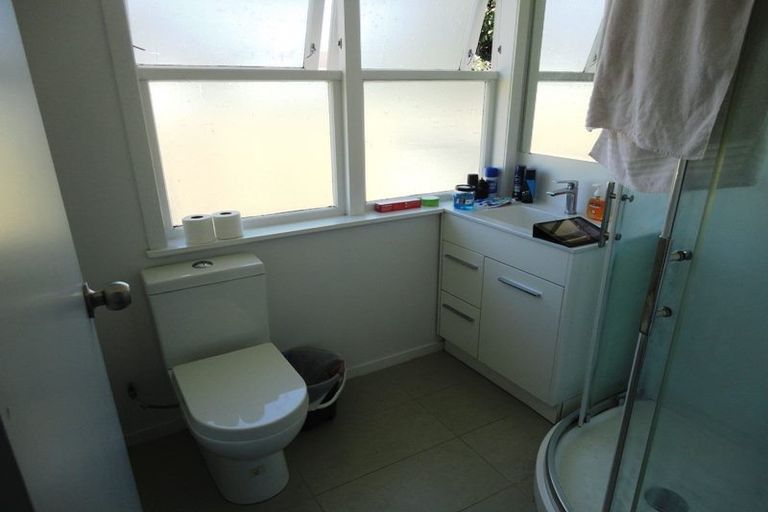 Photo of property in 25 Romney Place, Manurewa, Auckland, 2102