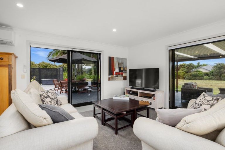 Photo of property in 119 Waitotara Drive, Waipapa, 0230