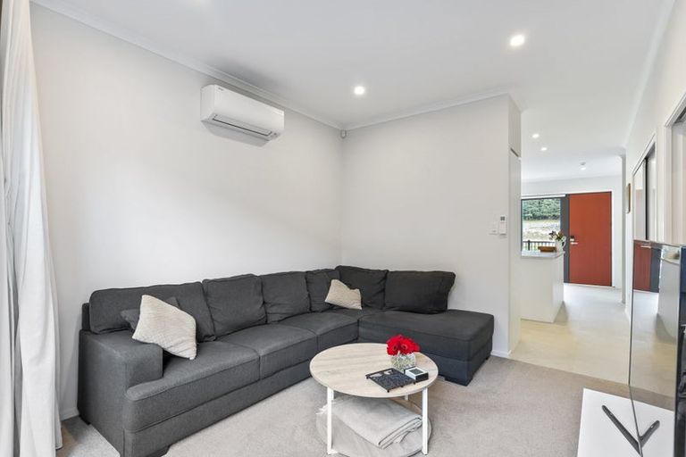 Photo of property in 153 Glenvar Ridge Road, Long Bay, Auckland, 0630