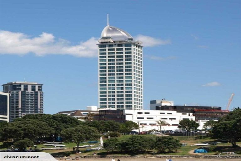 Photo of property in Sentinel Apartments, 1301/3 Northcroft Street, Takapuna, Auckland, 0622