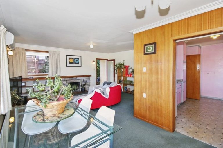Photo of property in 11 Pembroke Street, Westown, New Plymouth, 4310