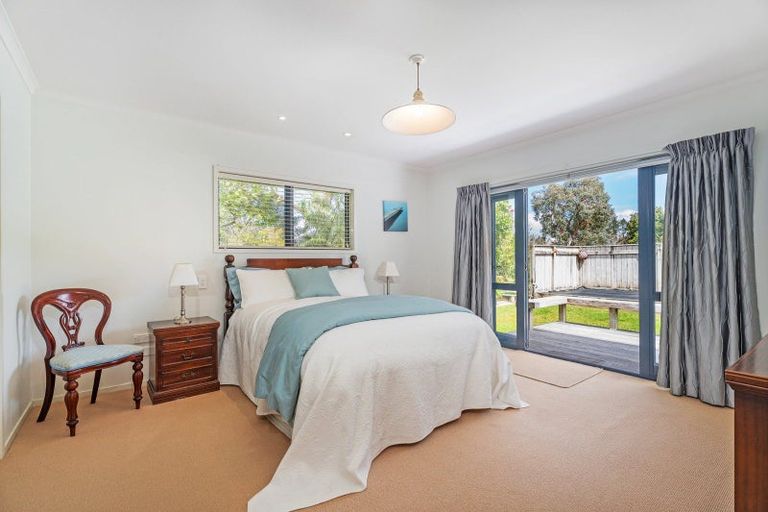 Photo of property in 136 Waimaire Avenue, Matarangi, Whitianga, 3592