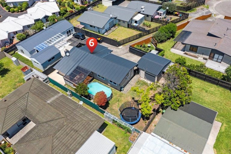 Photo of property in 6 Mardi Place, Mount Maunganui, 3116