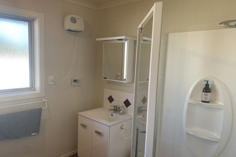 Photo of property in 16 Cross Street, Geraldine, 7930