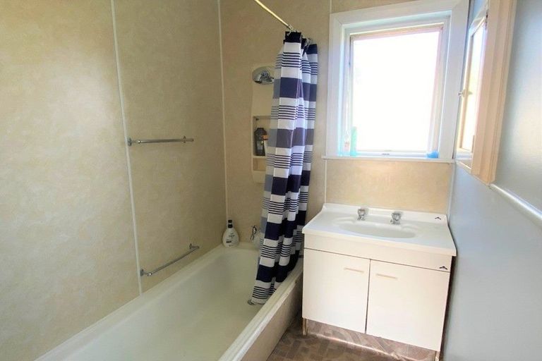 Photo of property in 18 Masters Street, Greymouth, 7805