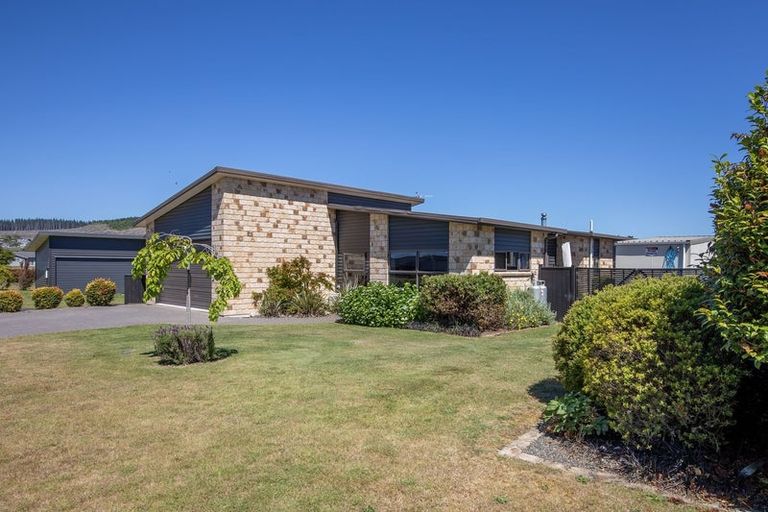 Photo of property in 122 Parekaawa Drive, Motuoapa, Turangi, 3382
