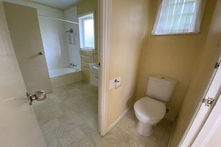 Photo of property in 55 Withers Road, Glen Eden, Auckland, 0602