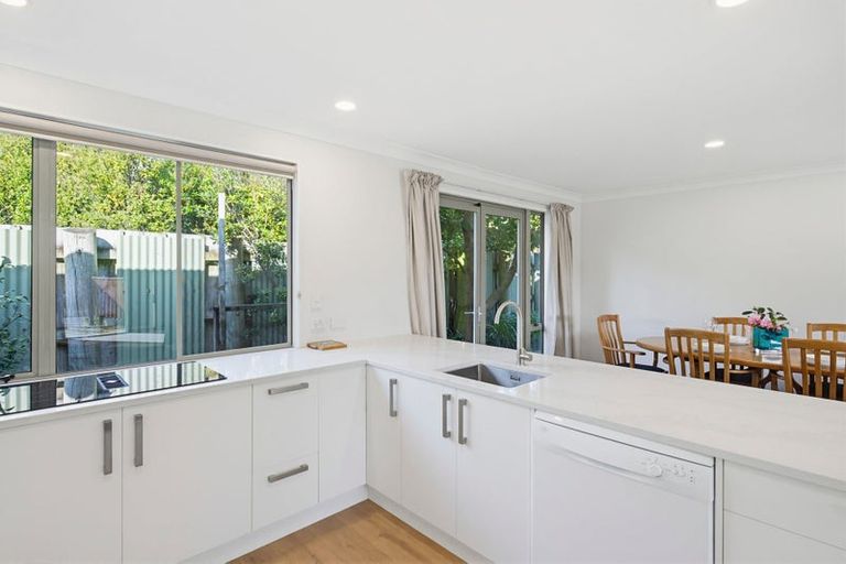 Photo of property in 51 Milne Drive, Paraparaumu, 5032