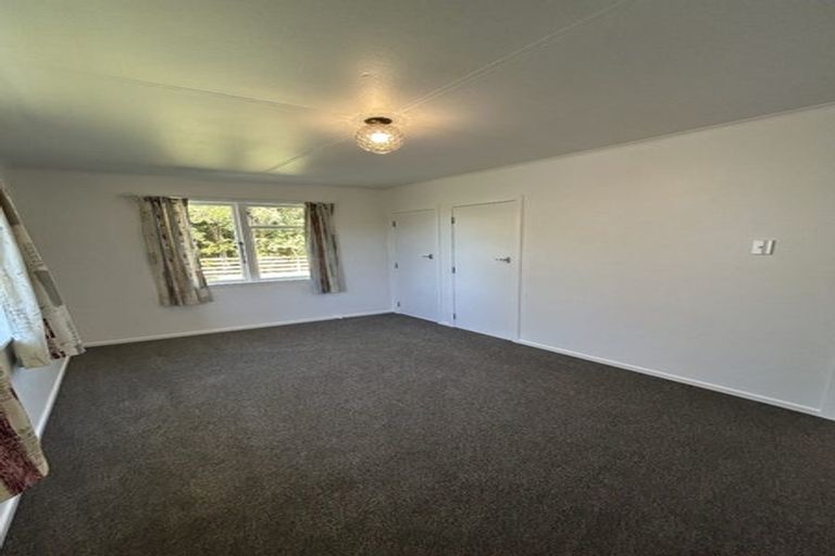 Photo of property in 84 Kuratawhiti Street, Greytown, 5712