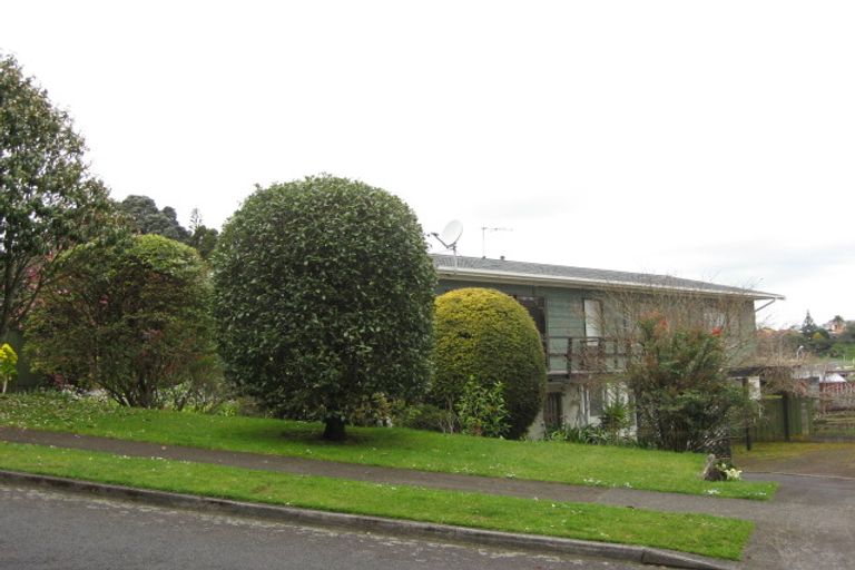 Photo of property in 11 Roto Street, Westown, New Plymouth, 4310