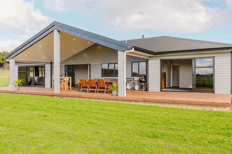 Photo of property in 23a Edward Street