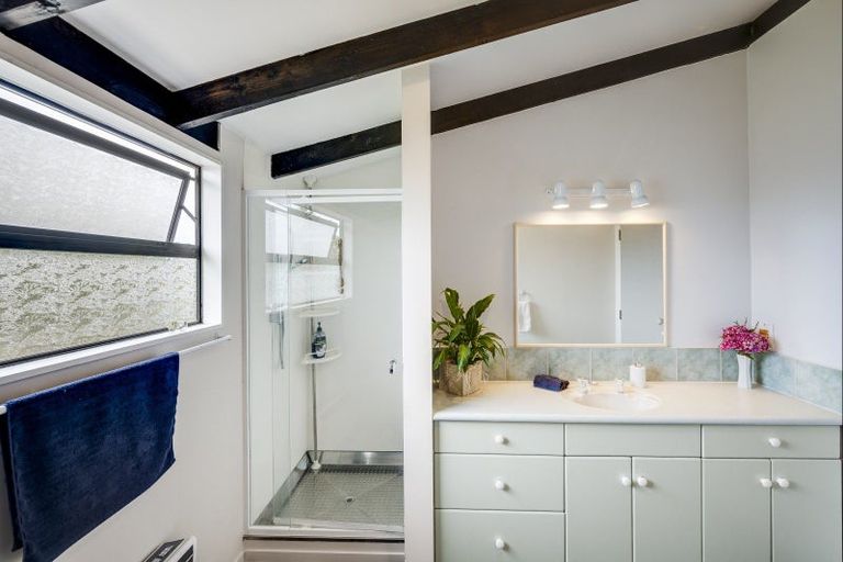 Photo of property in 426 Main North Road, Bay View, Napier, 4104