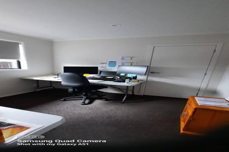 Photo of property in 3 Manawaroa Close, Grandview Heights, Hamilton, 3200