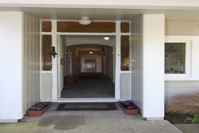 Photo of property in 27 Owles Terrace, New Brighton, Christchurch, 8061