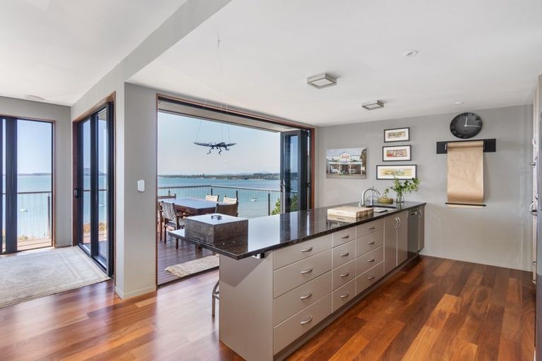 Photo of property in 67 Harbour View Road, Omokoroa, 3114