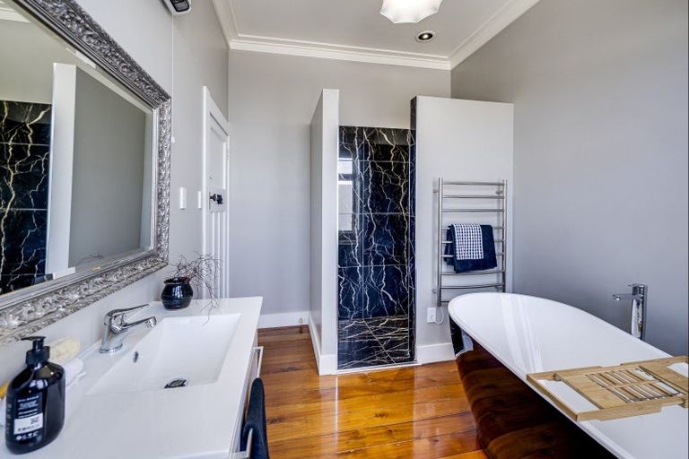 Photo of property in 24 Mchardy Street, Havelock North, 4130