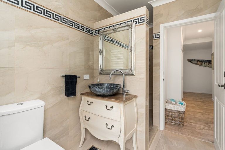 Photo of property in 53 Motiti Road, Papamoa Beach, Papamoa, 3118